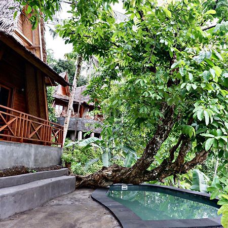 Aum Resort Pulukan Exteriér fotografie