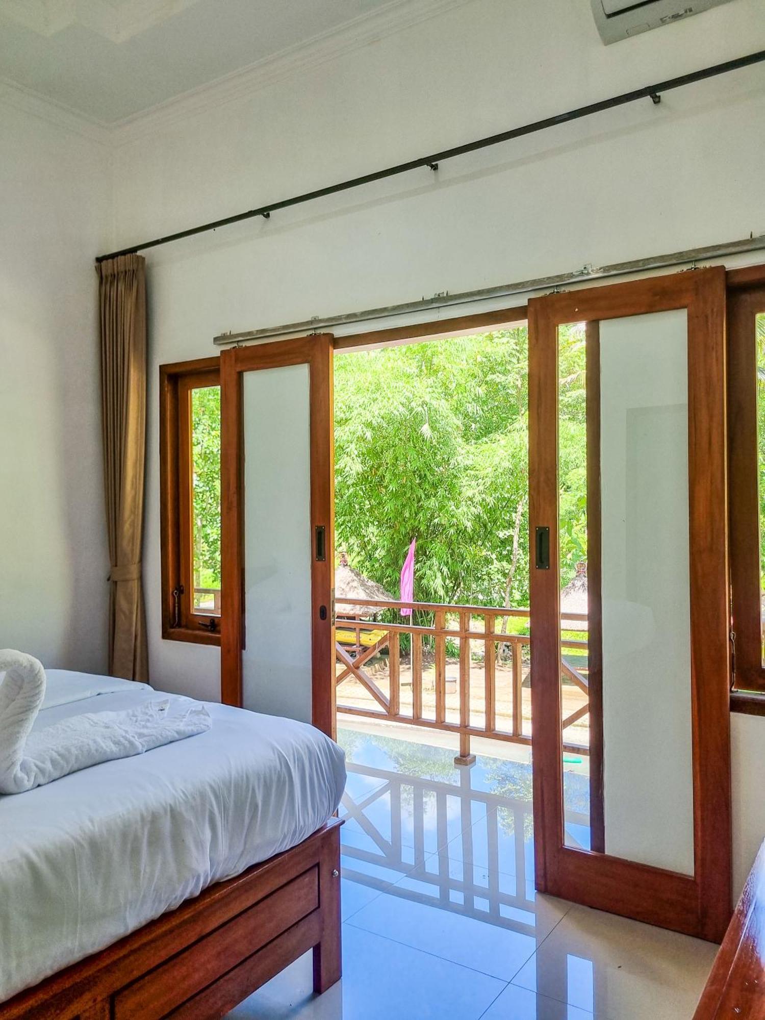 Aum Resort Pulukan Exteriér fotografie