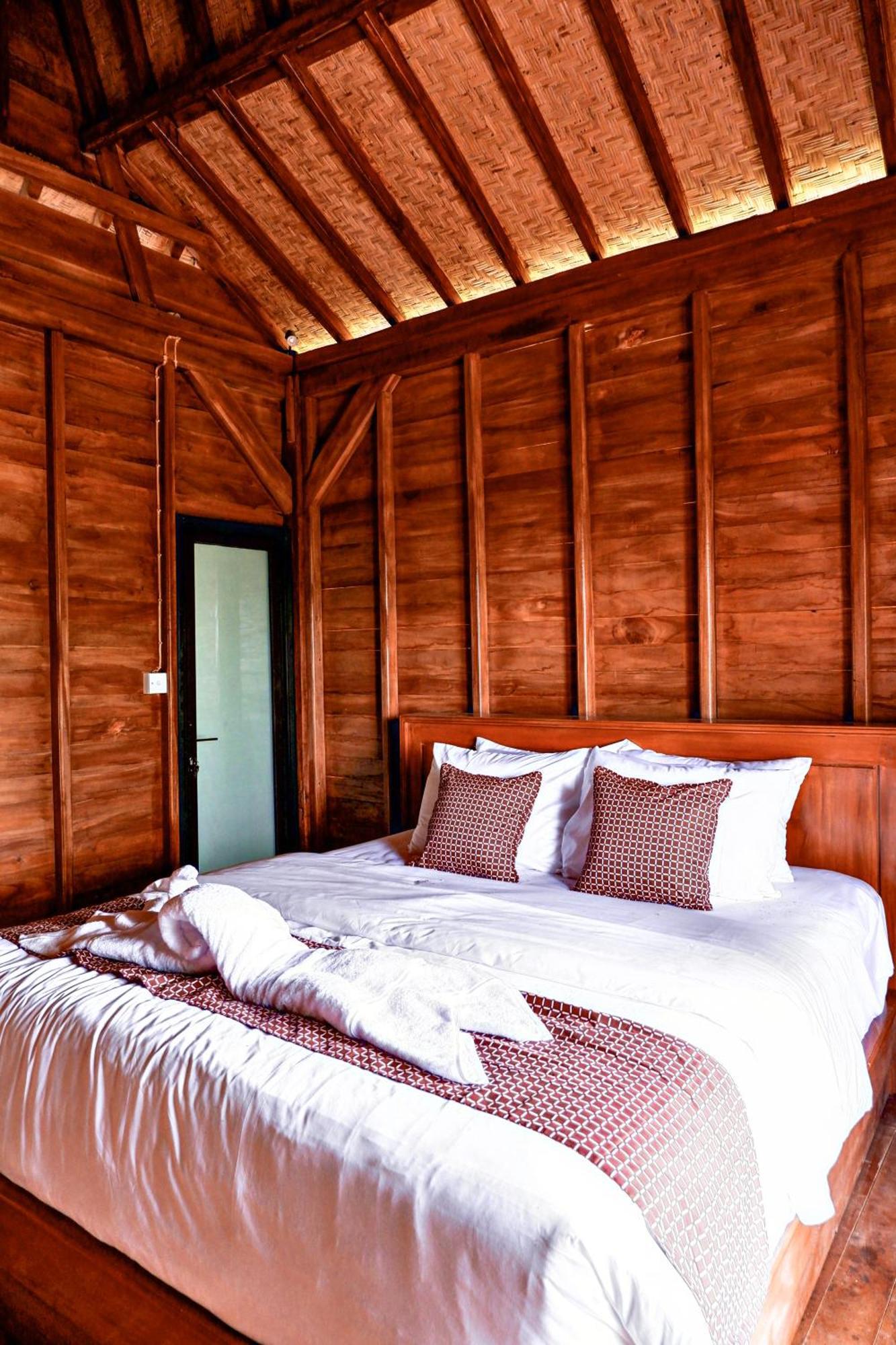 Aum Resort Pulukan Exteriér fotografie