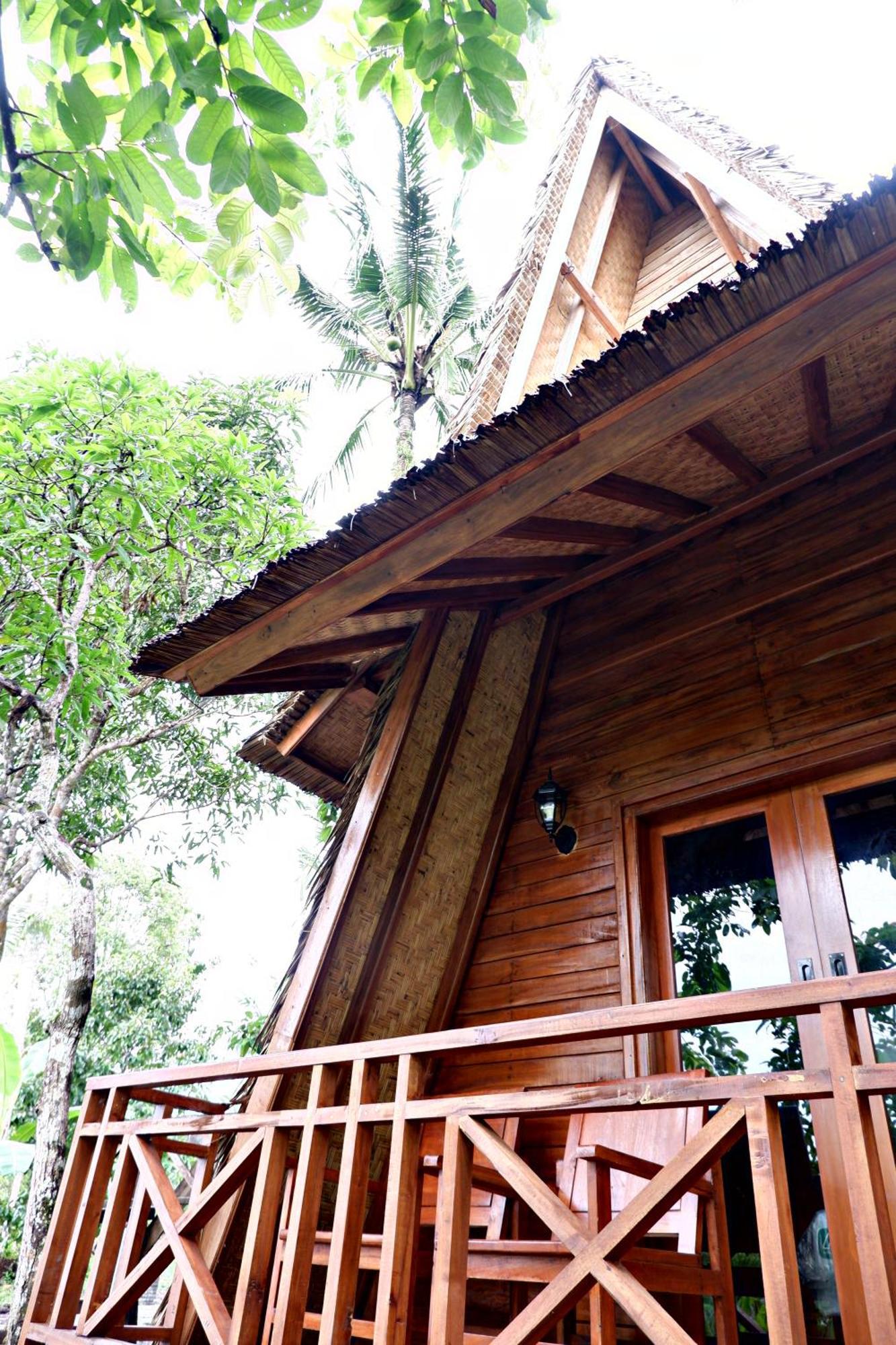 Aum Resort Pulukan Exteriér fotografie