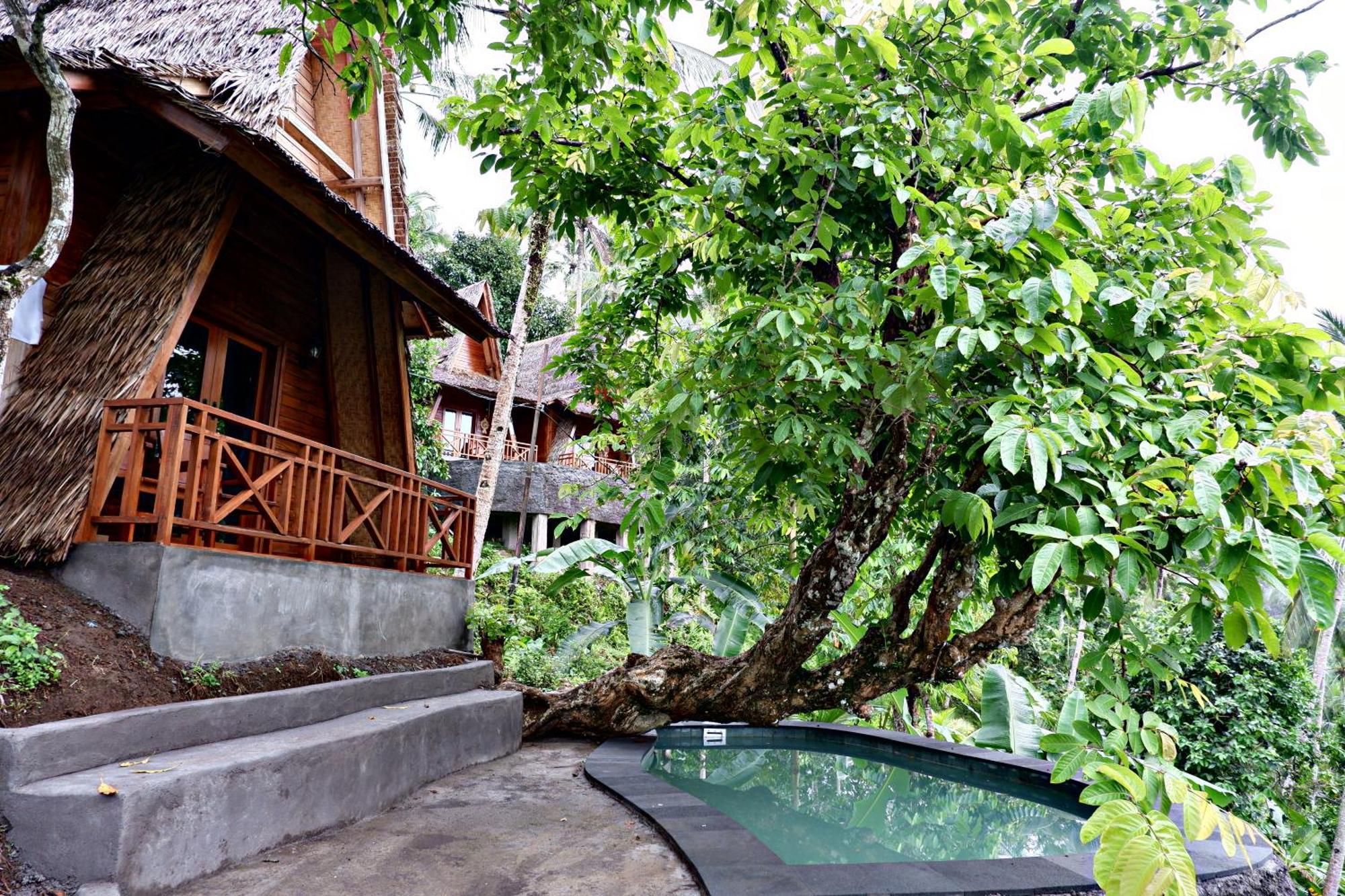 Aum Resort Pulukan Exteriér fotografie
